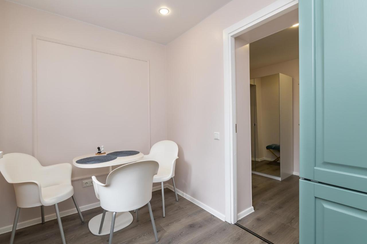 Cozy Stylish Studio Apartment With Free Parking By Centralapartments Tallinn Exterior photo